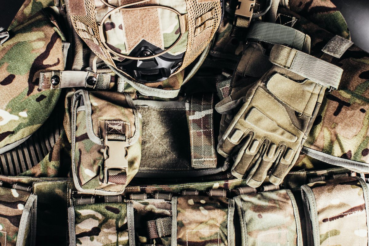 Ballistic helmet, plate carrier and tactical gloves